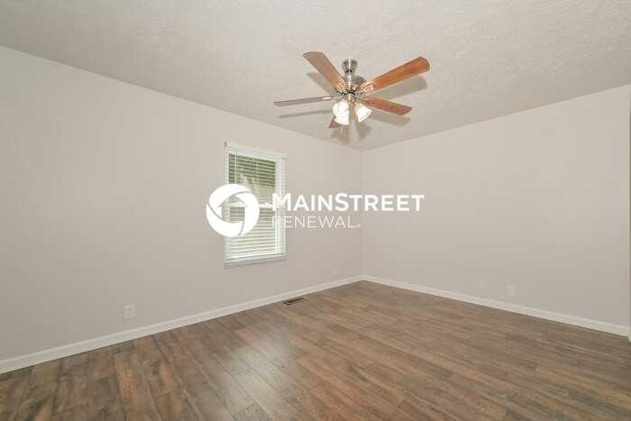 5716 Acapulco Ave - Photo 7 of 16