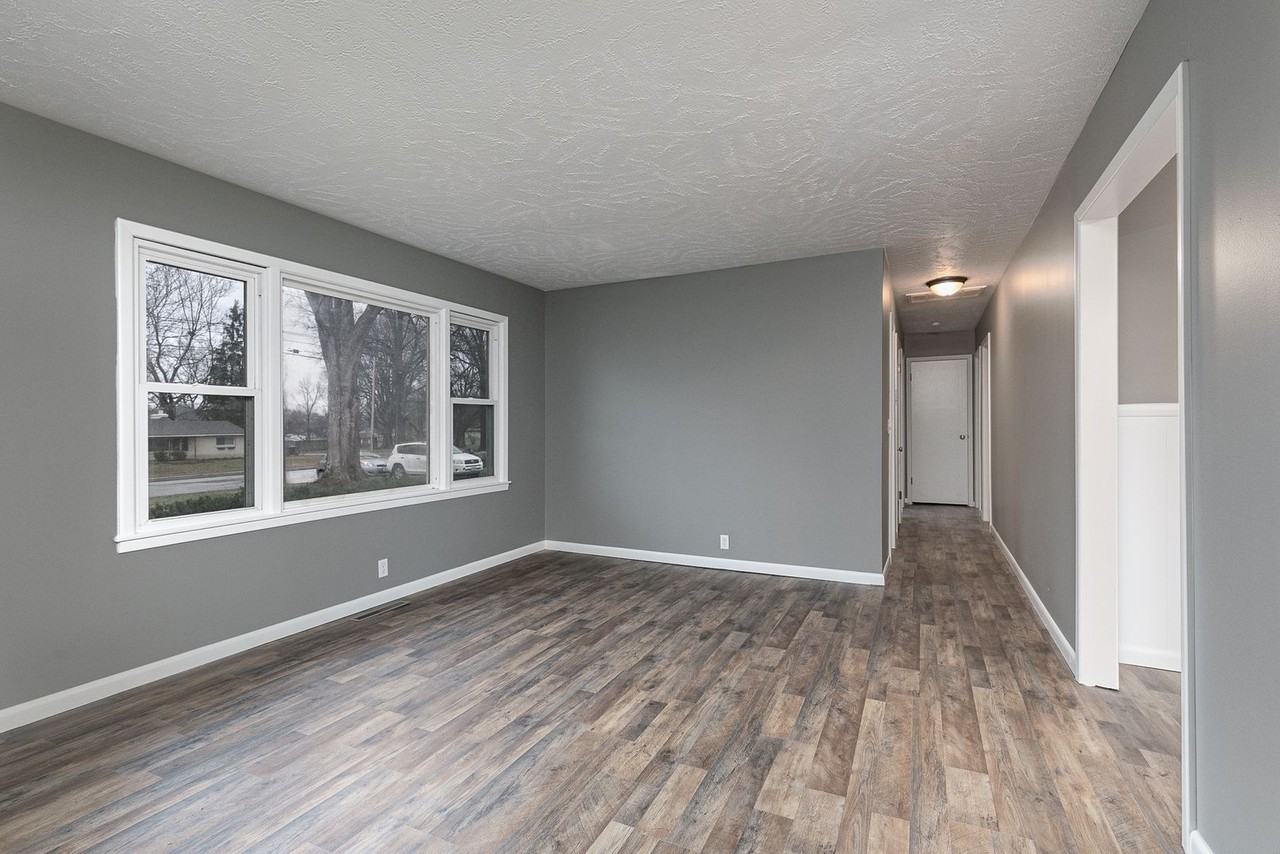 916 E Farm Road 182 - Photo 5 of 24