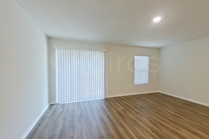 10872 N Frantz Ave - Photo 2 of 19