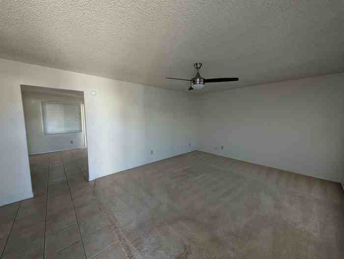 3625 W Caribbean Ln - Photo 4 of 19