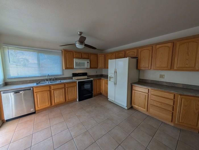 3625 W Caribbean Ln - Photo 7 of 19