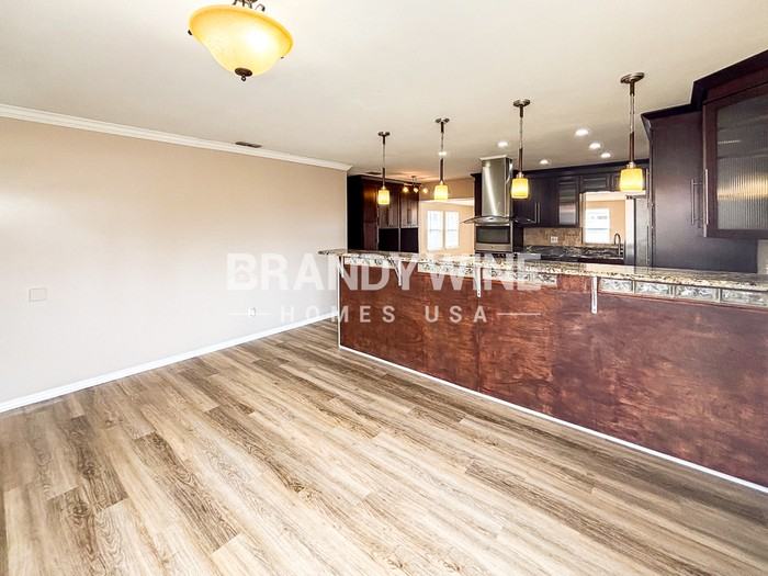 7236 Darien Way - Photo 5 of 23