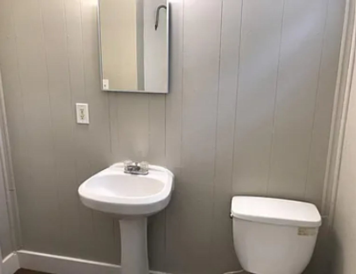 11 Ridgeway Dr - Photo 4 of 15