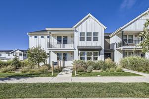 featured image of 2060 Autumn Moon Dr #3