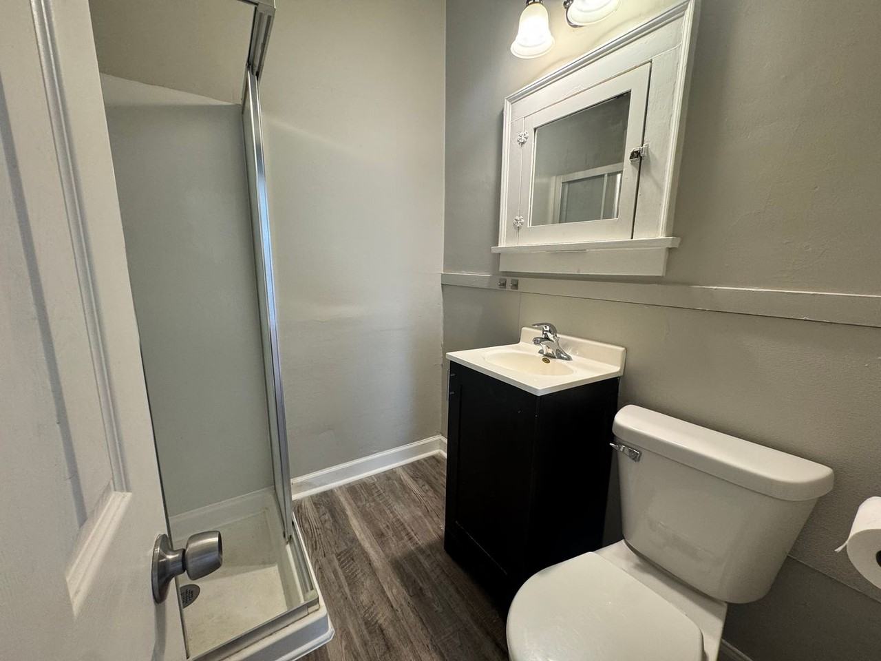 4438 Greenwood St - Photo 6 of 12