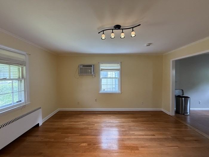 1655 Edward Ter - Photo 5 of 33