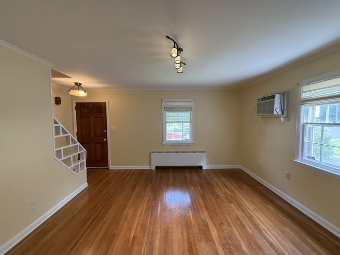 1655 Edward Ter - Photo 7 of 33