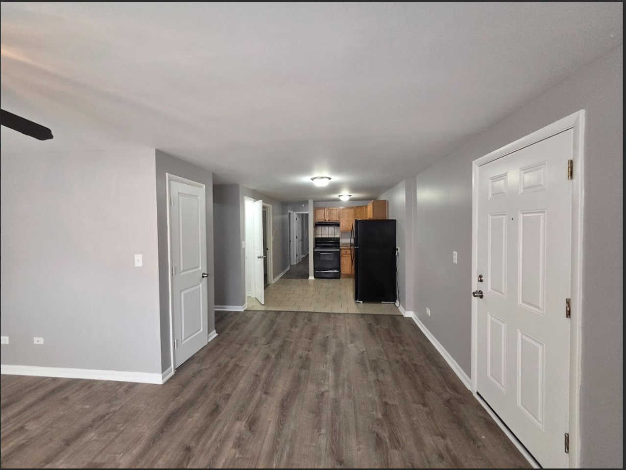 6205 S Michigan Ave - Photo 2 of 5