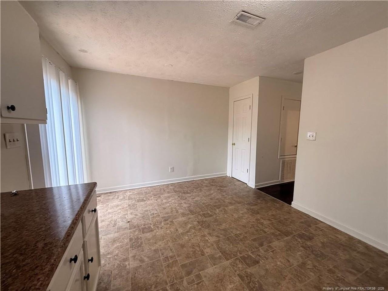 5829 Aftonshire Dr - Photo 6 of 13