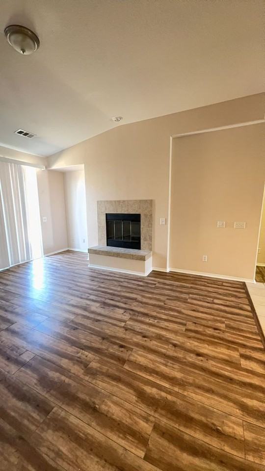 16656 Hastings Pl - Photo 2 of 25