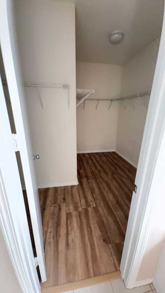 16656 Hastings Pl - Photo 7 of 25