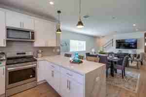 featured image of 4142 Nordica Ave