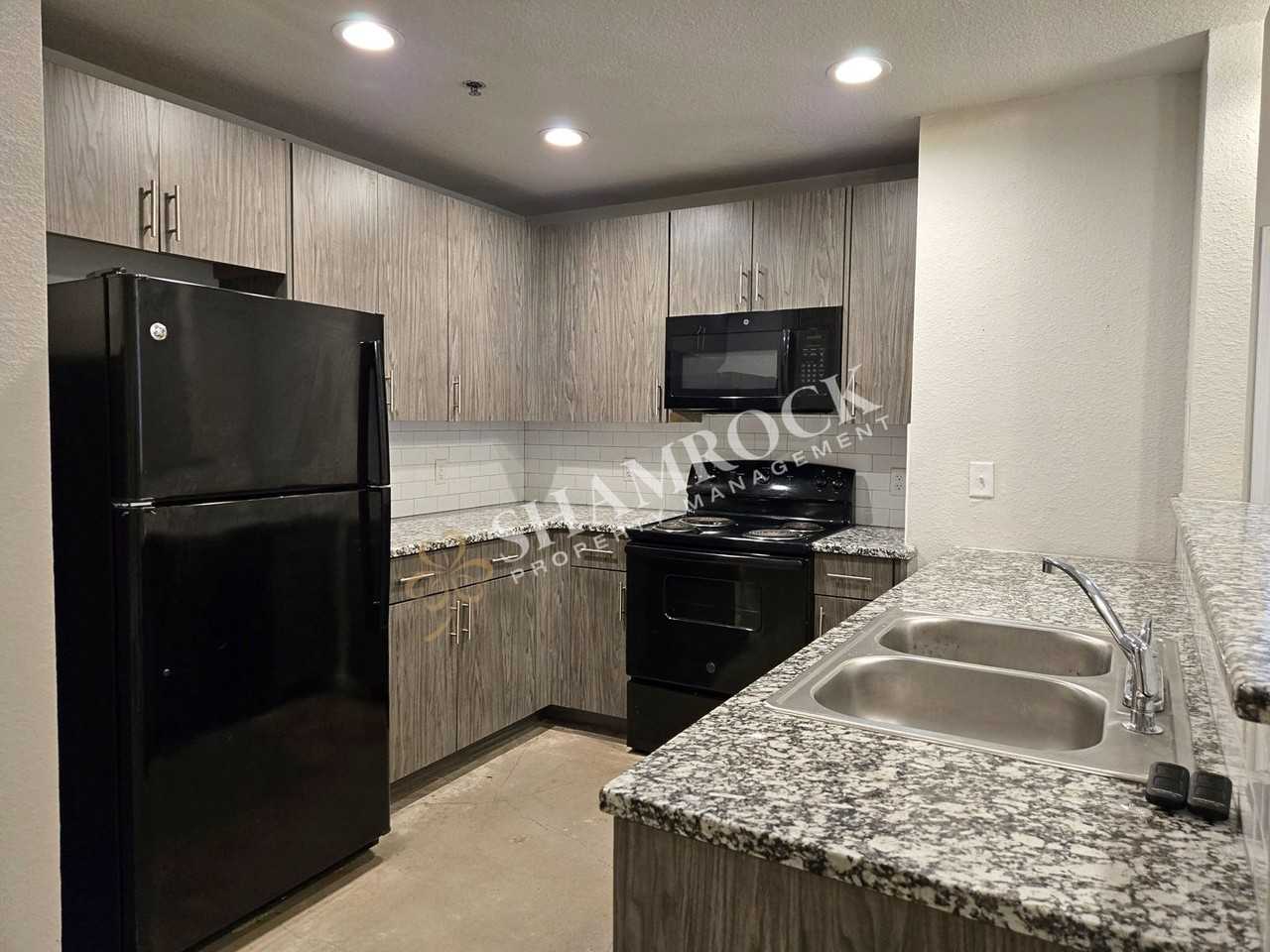 1307 Austin Ave #108 - Photo 5 of 14