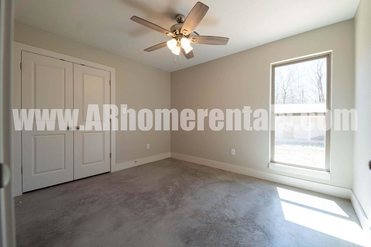 29 Jon Ross Dr - Photo 4 of 15