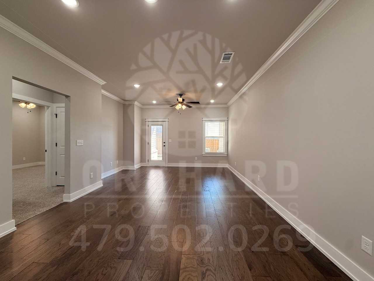 1905 E. Brookview Drive - Photo 7 of 15