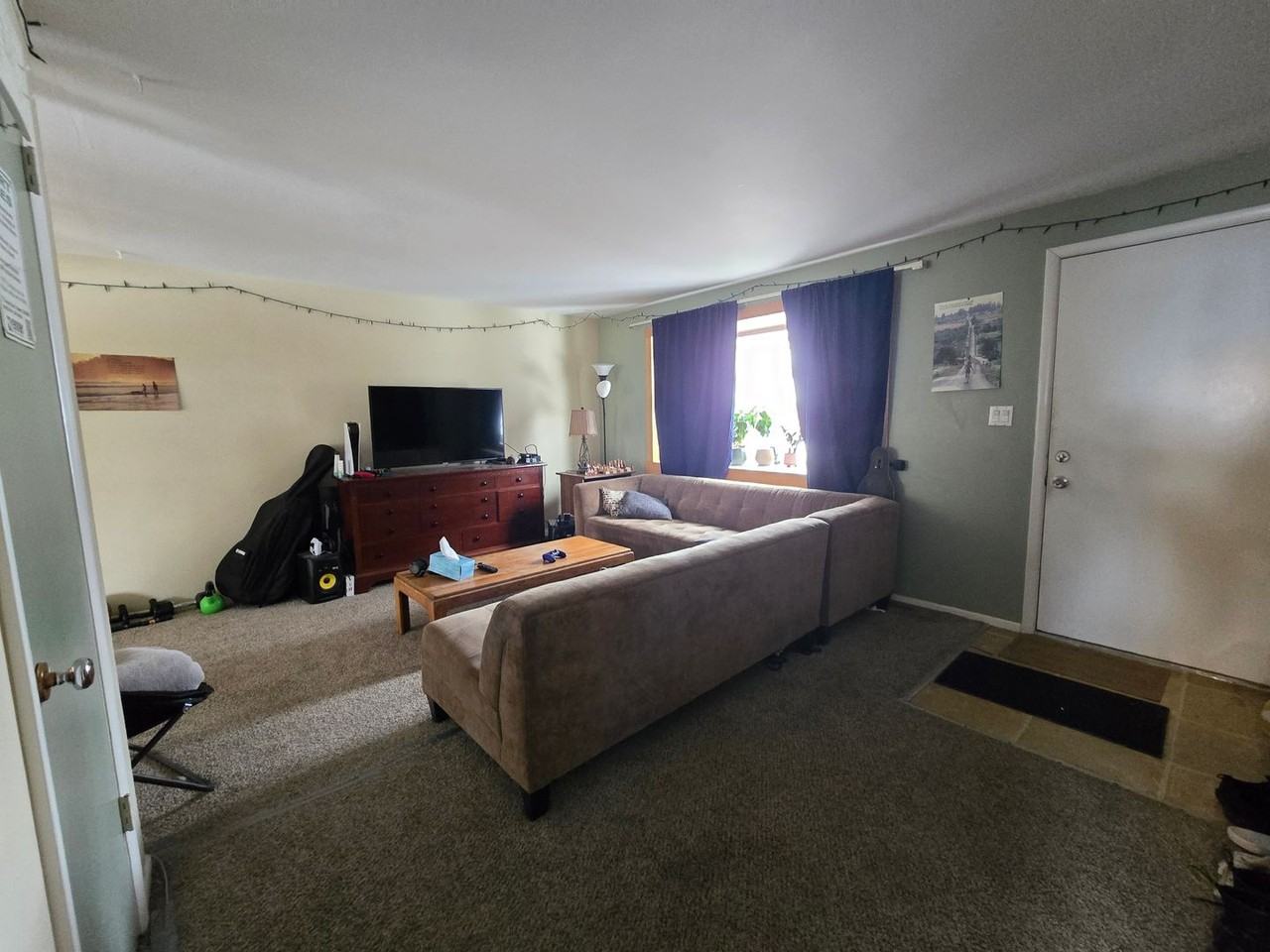 710 S 44th St - Photo 2 of 15