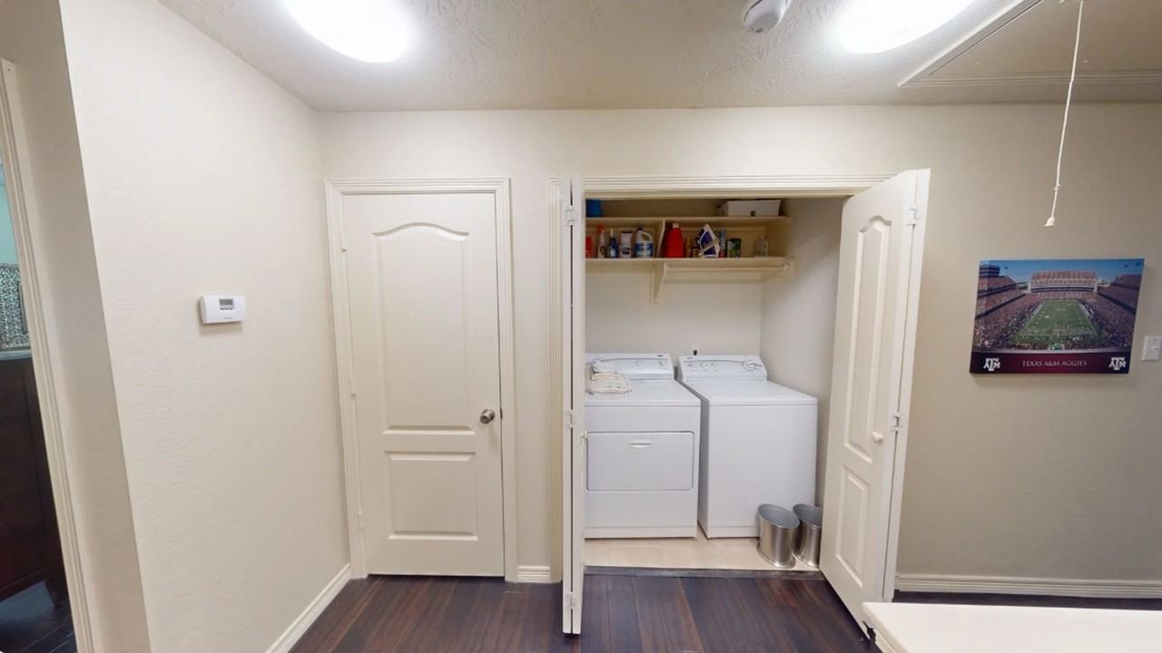 1000 Spring Loop #1706 - Photo 7 of 13