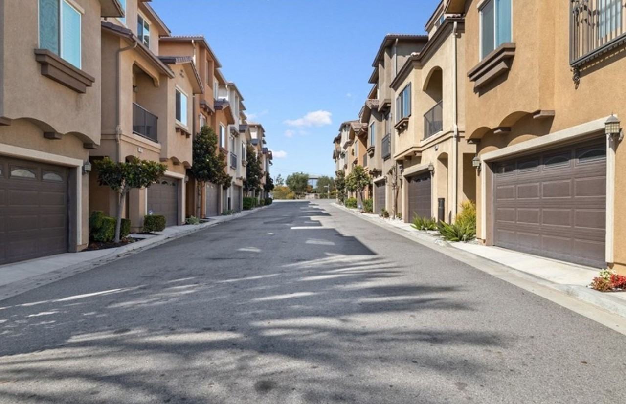 11919 Olive Glen Ln - Photo 2 of 18