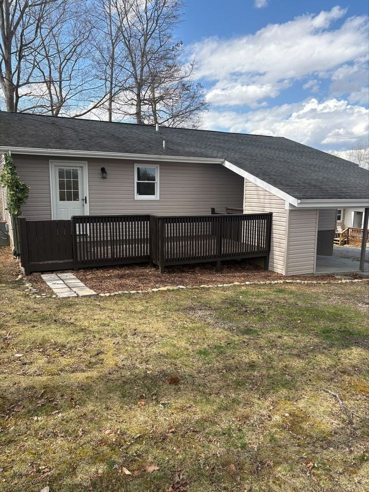 172 Village Ln - Photo 3 of 13