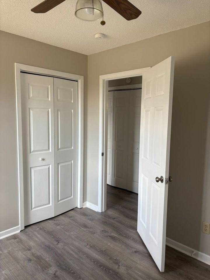 172 Village Ln - Photo 4 of 13