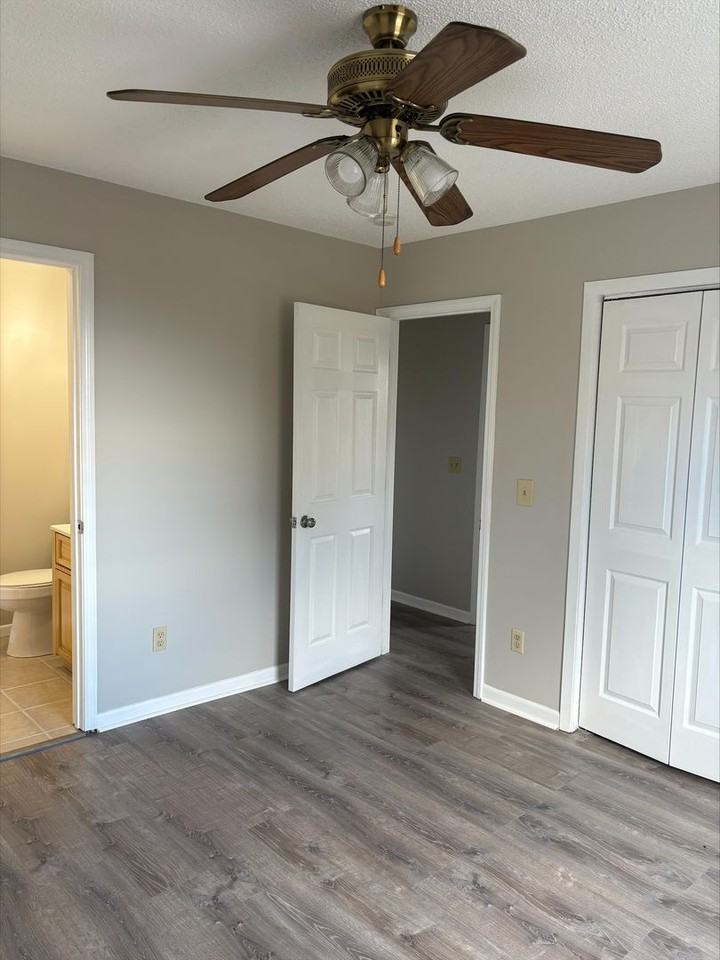 172 Village Ln - Photo 6 of 13