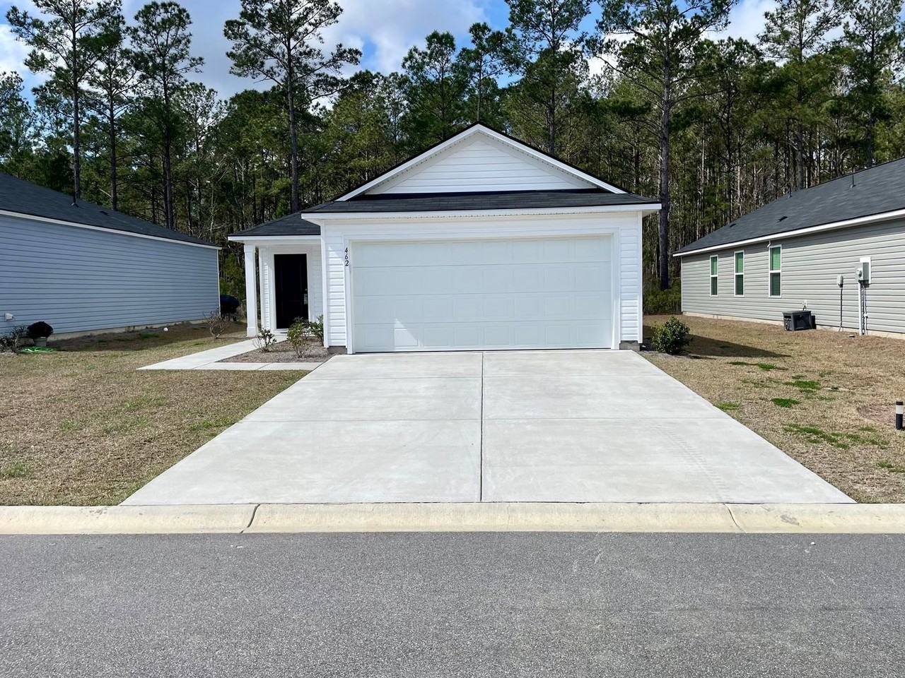 462 Ladyfish Loop Nw - Photo 2 of 37