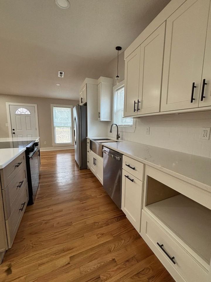 414 Indian Trl - Photo 3 of 18