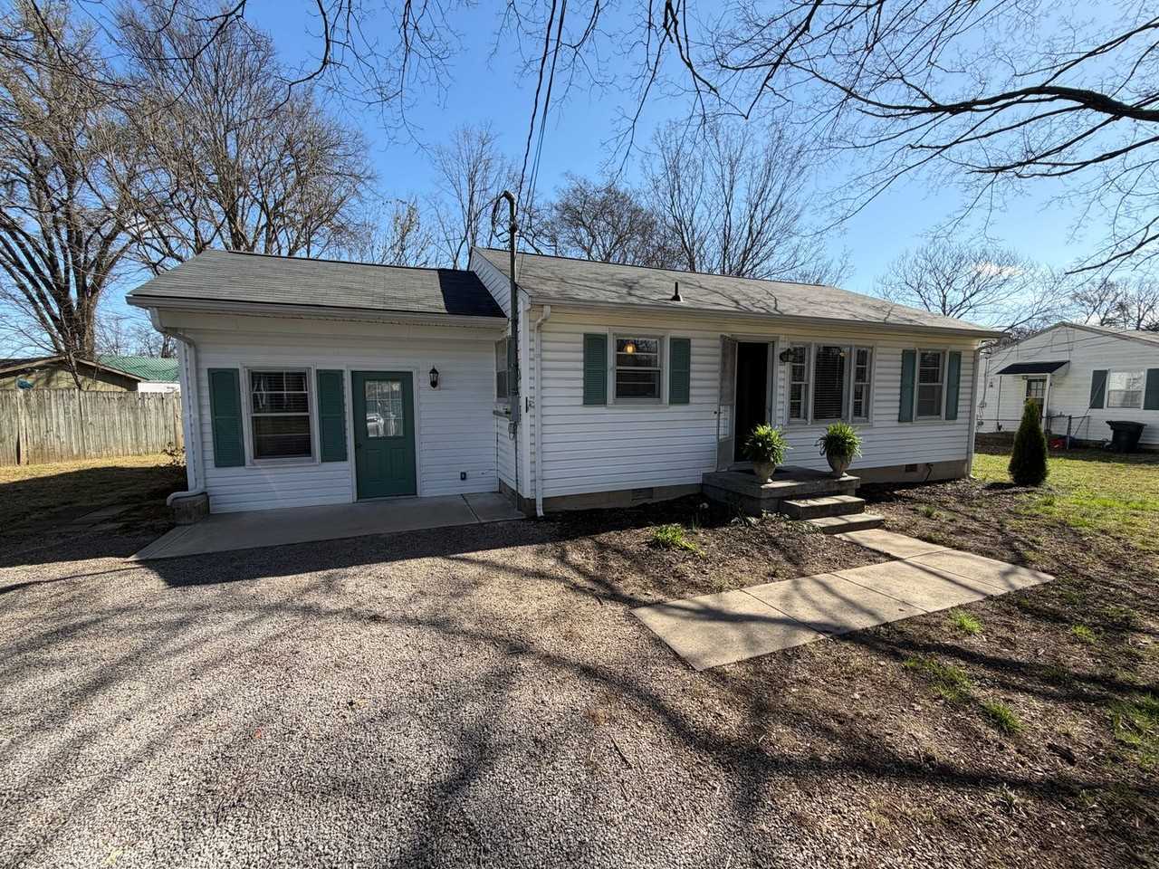 502 Harpeth Dr - Photo 2 of 25