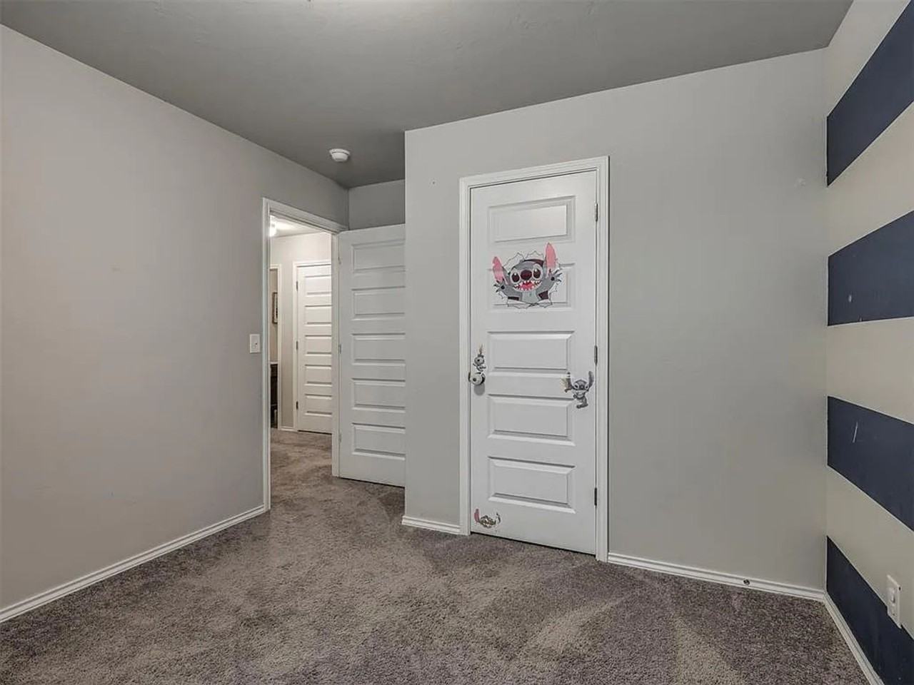 11609 Nw 95th St - Photo 7 of 40