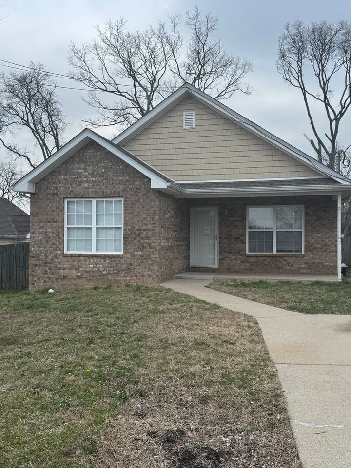 2116 14th Ave N - Photo 3 of 19