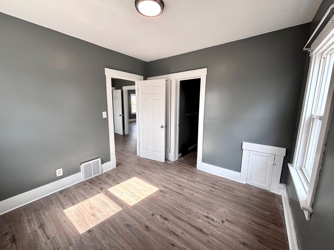 4307 Binney St - Photo 6 of 16