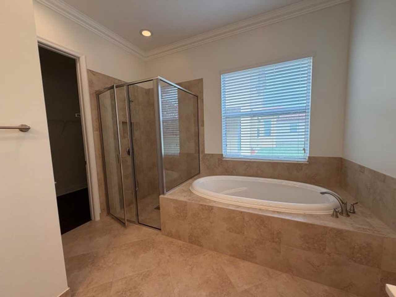 2824 Bellarosa Cir - Photo 3 of 18