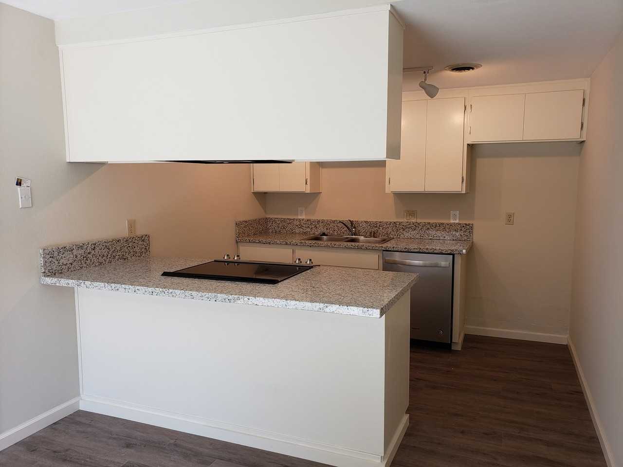 2411 Cottage Dr - Photo 6 of 26