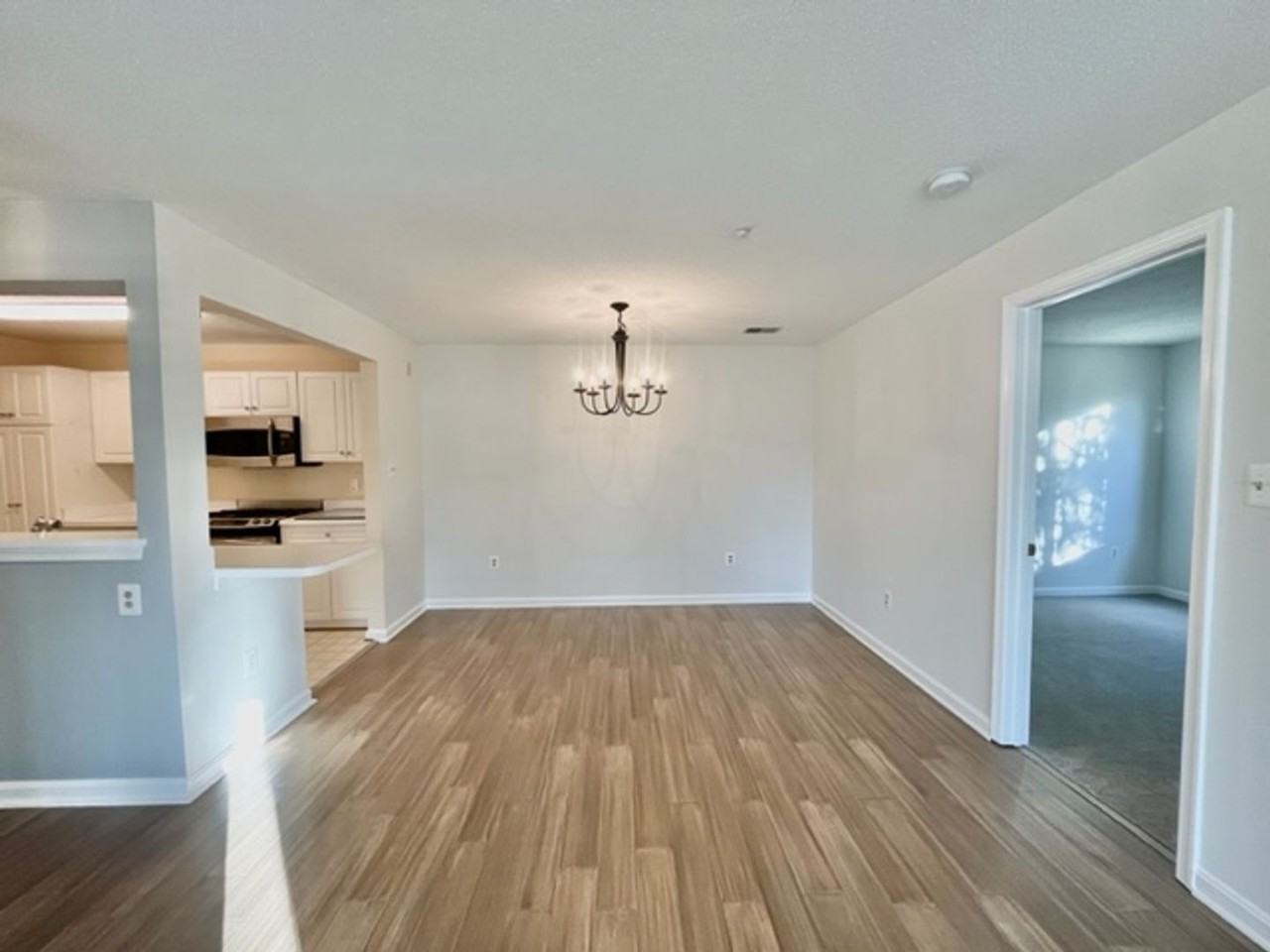 15300 Diamond Cove Ter - Photo 3 of 19