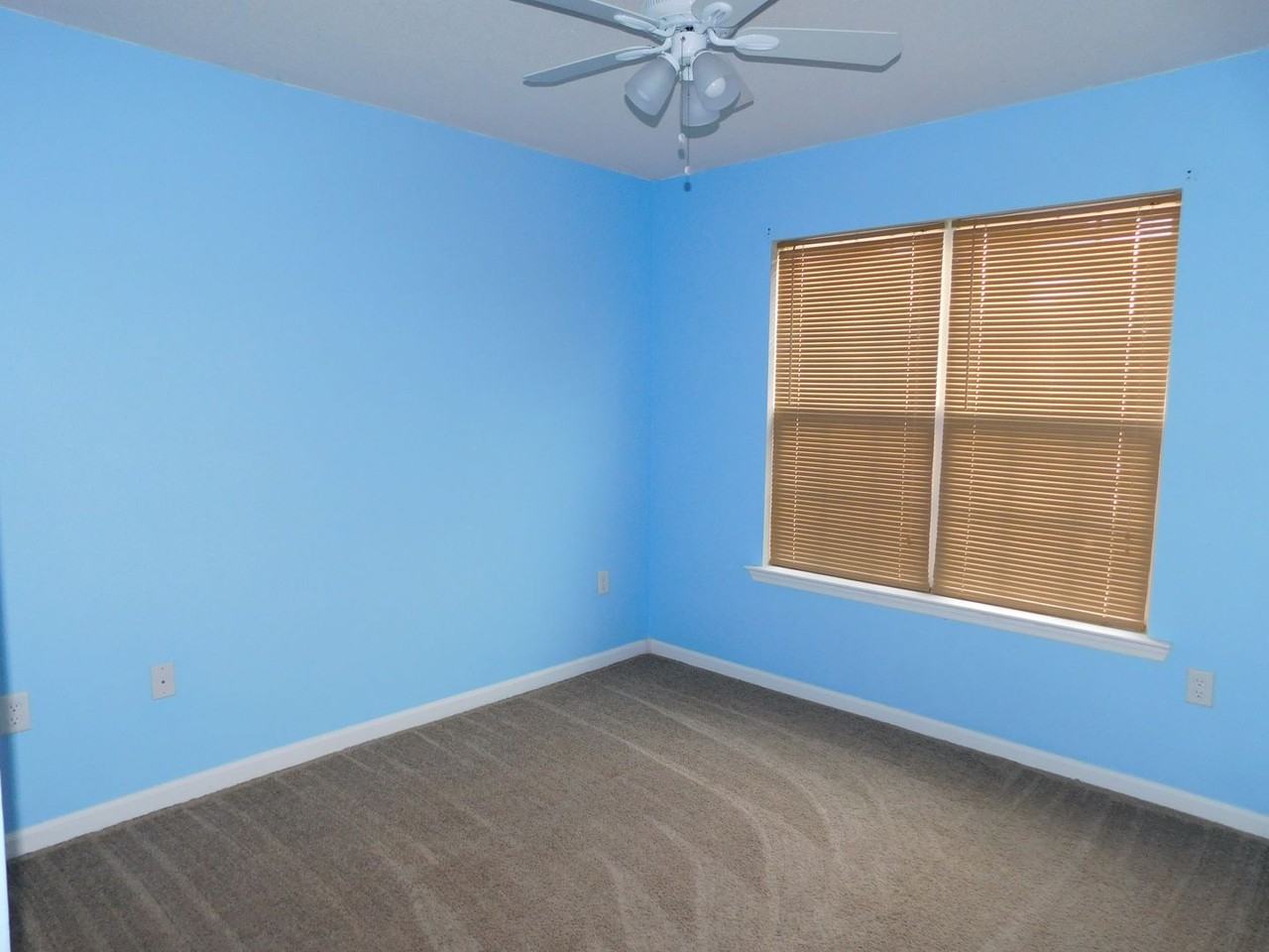 5121 Branch Point Dr - Photo 3 of 15