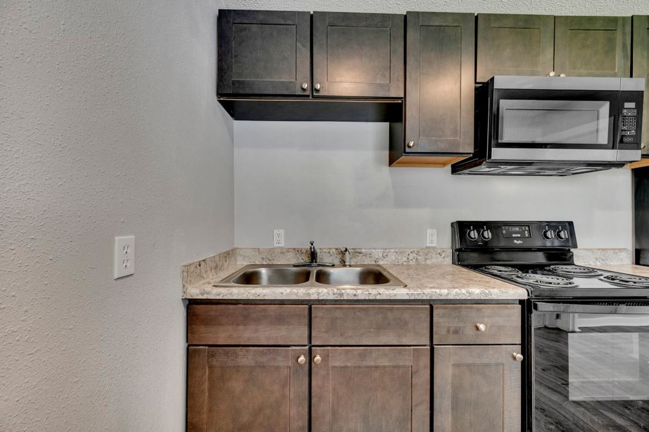 1061 1061 57th Street Ensley - 1 #1 - Photo 4 of 29