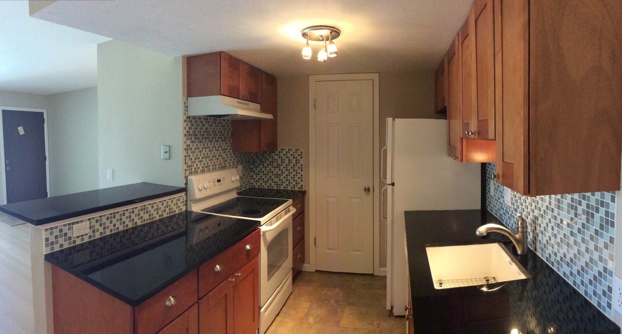 625 Manhattan Pl #311 - Photo 3 of 12