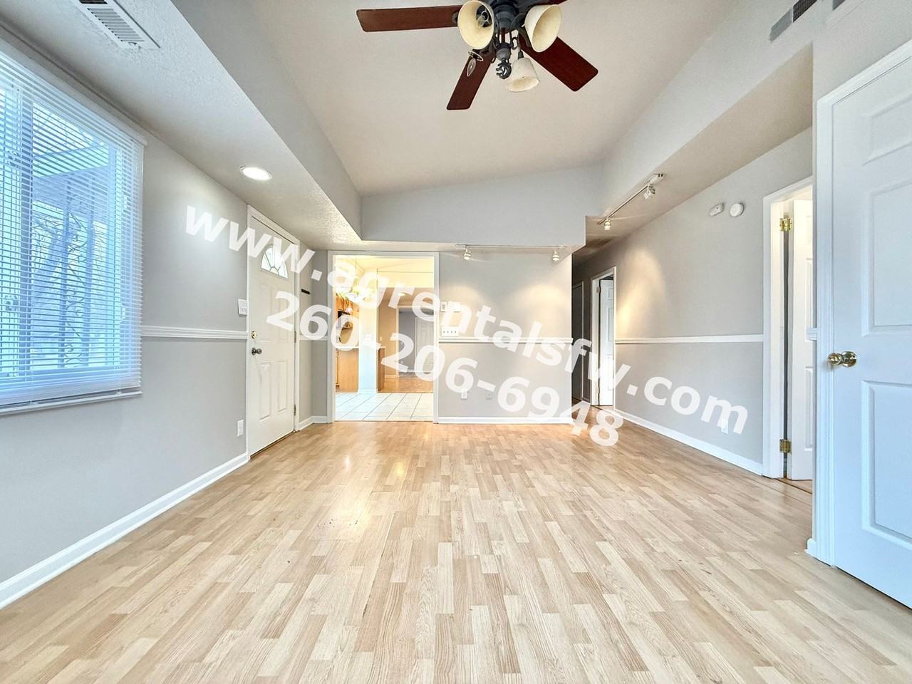 230 Dunbar Ln - Photo 3 of 17