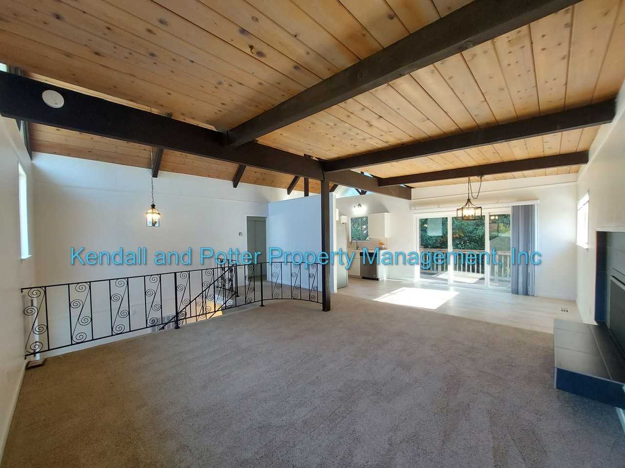 317 Townsend Dr - Photo 6 of 29