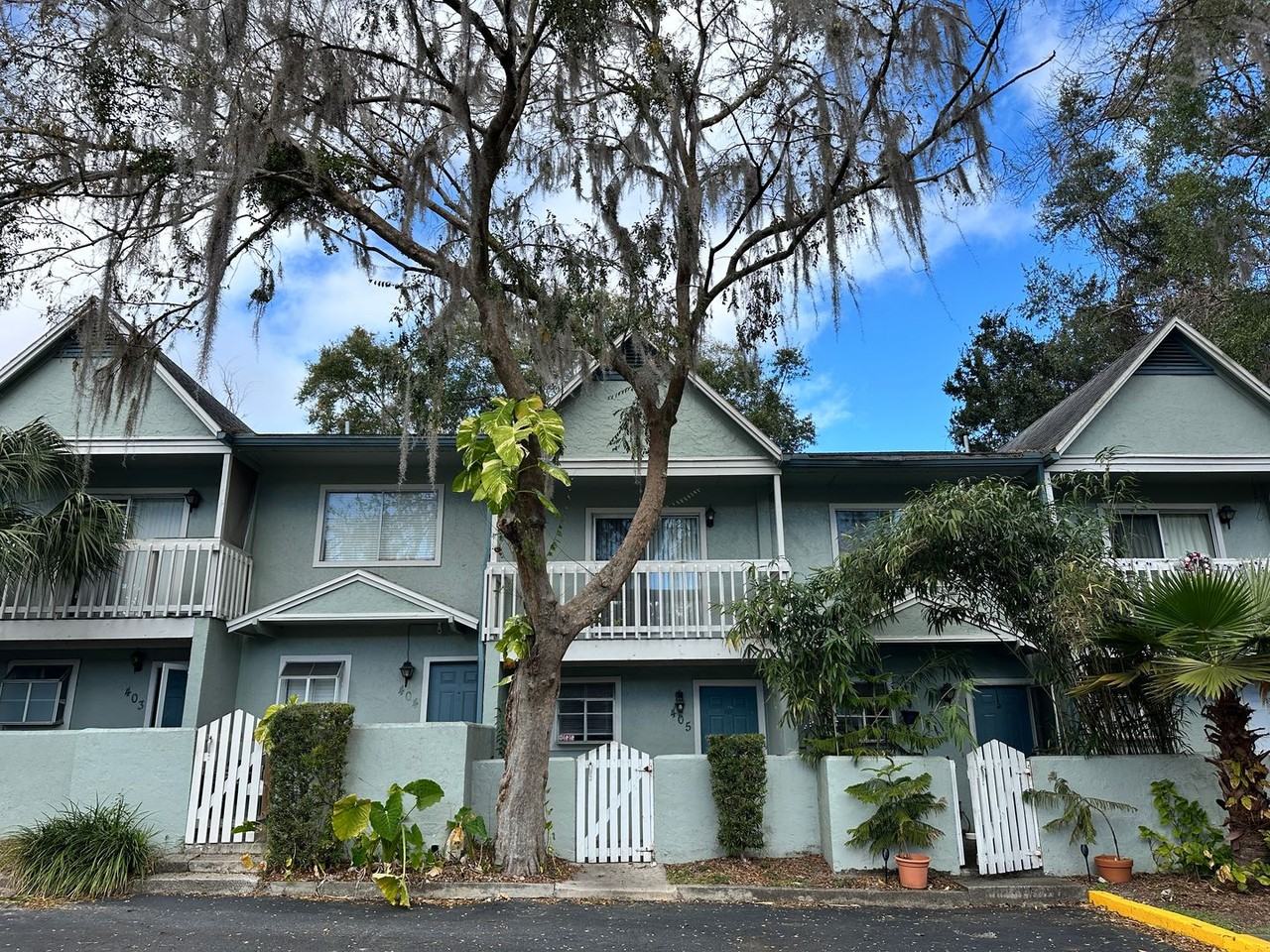 4411 Sw 34th St #405