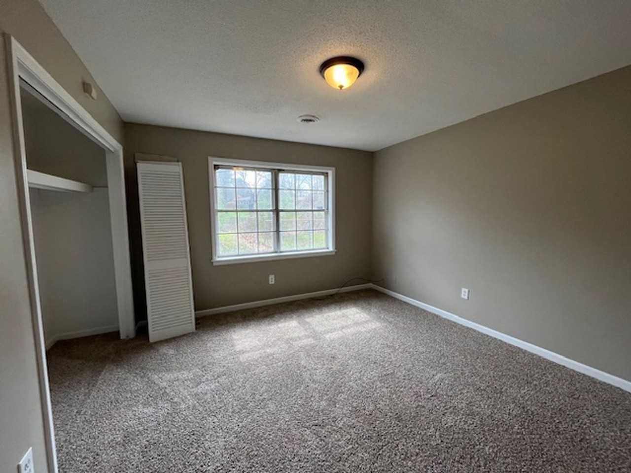 5735 Choctaw Dr - Photo 5 of 12