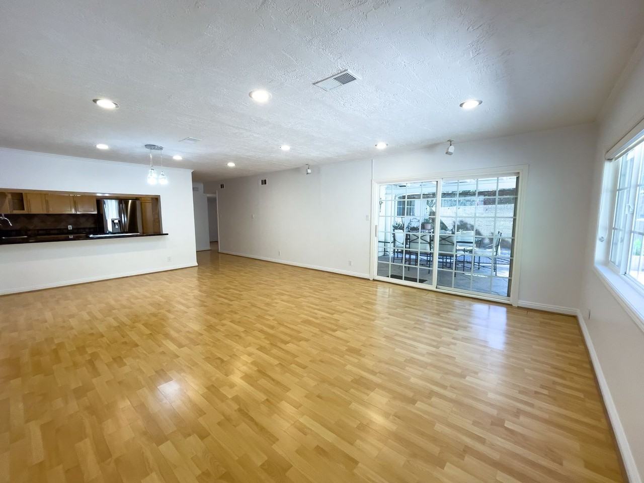 3443 Burritt Way - Photo 6 of 22