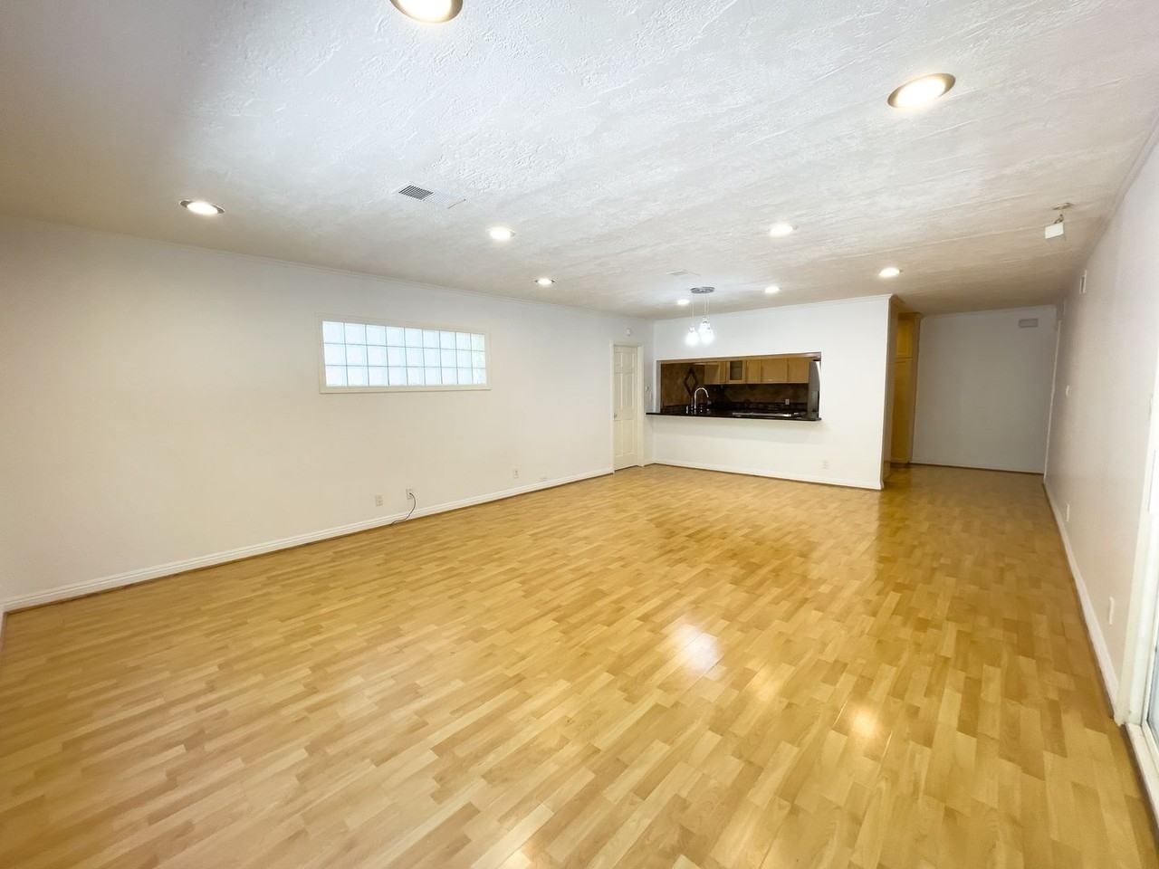 3443 Burritt Way - Photo 7 of 22