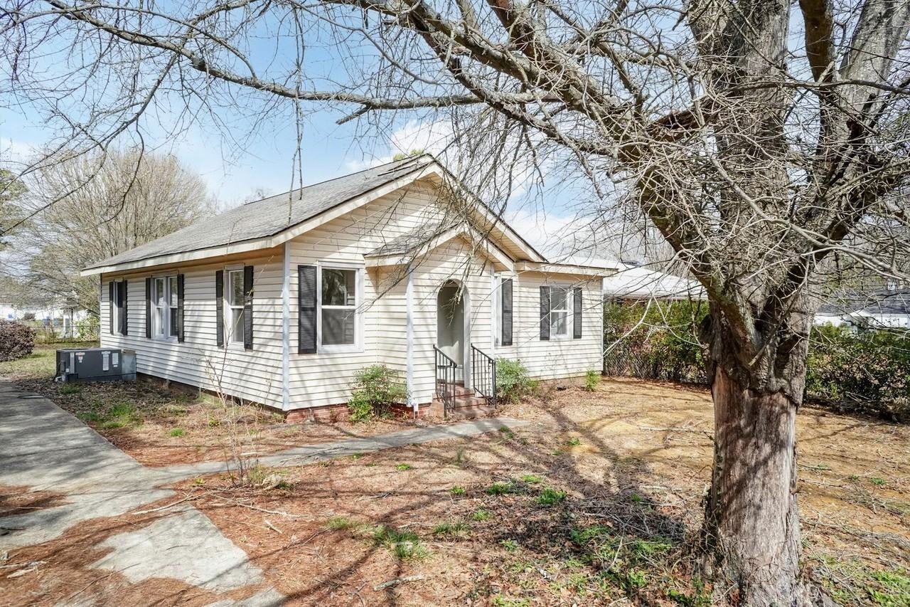 307 N Layton Ave - Photo 2 of 17