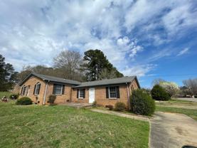 1012 Mark Dr - Photo 1 of 1