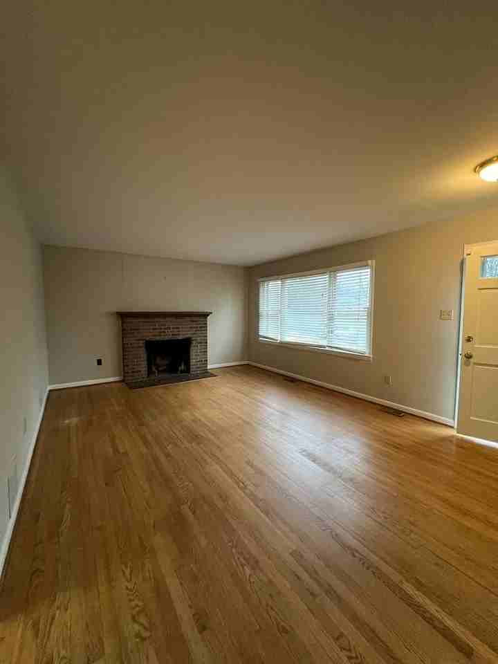79 S Rogers St - Photo 3 of 13