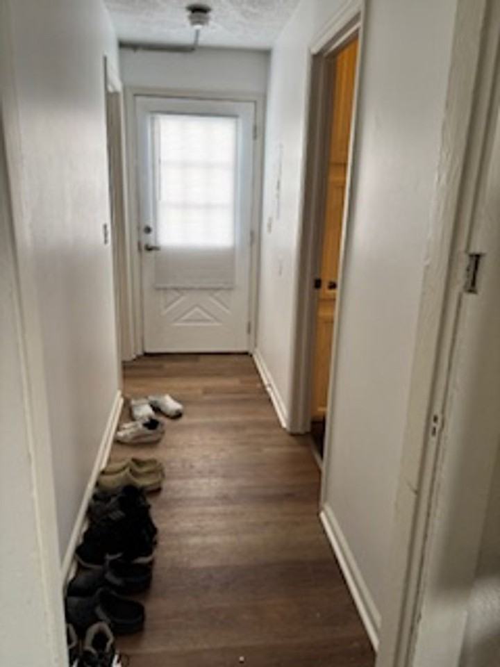 800 West 11th - Photo 4 of 46