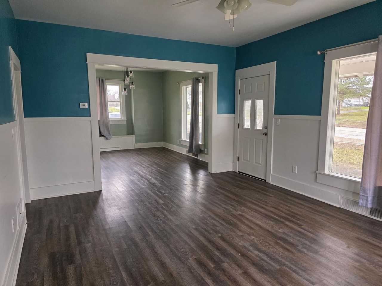 114 E Main St - Photo 6 of 14