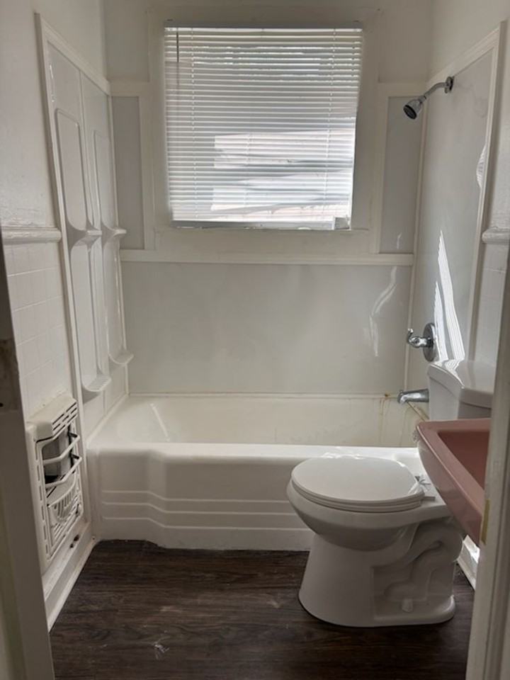 2016 Woodlawn St - Photo 4 of 7