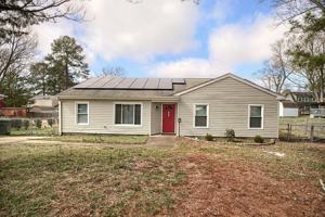 featured image of 15 Arline Dr